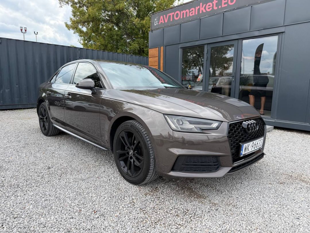 AUDI A4 2017