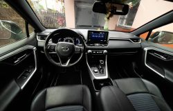 TOYOTA RAV4 2021