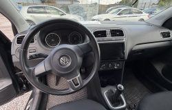 VOLKSWAGEN POLO 2011