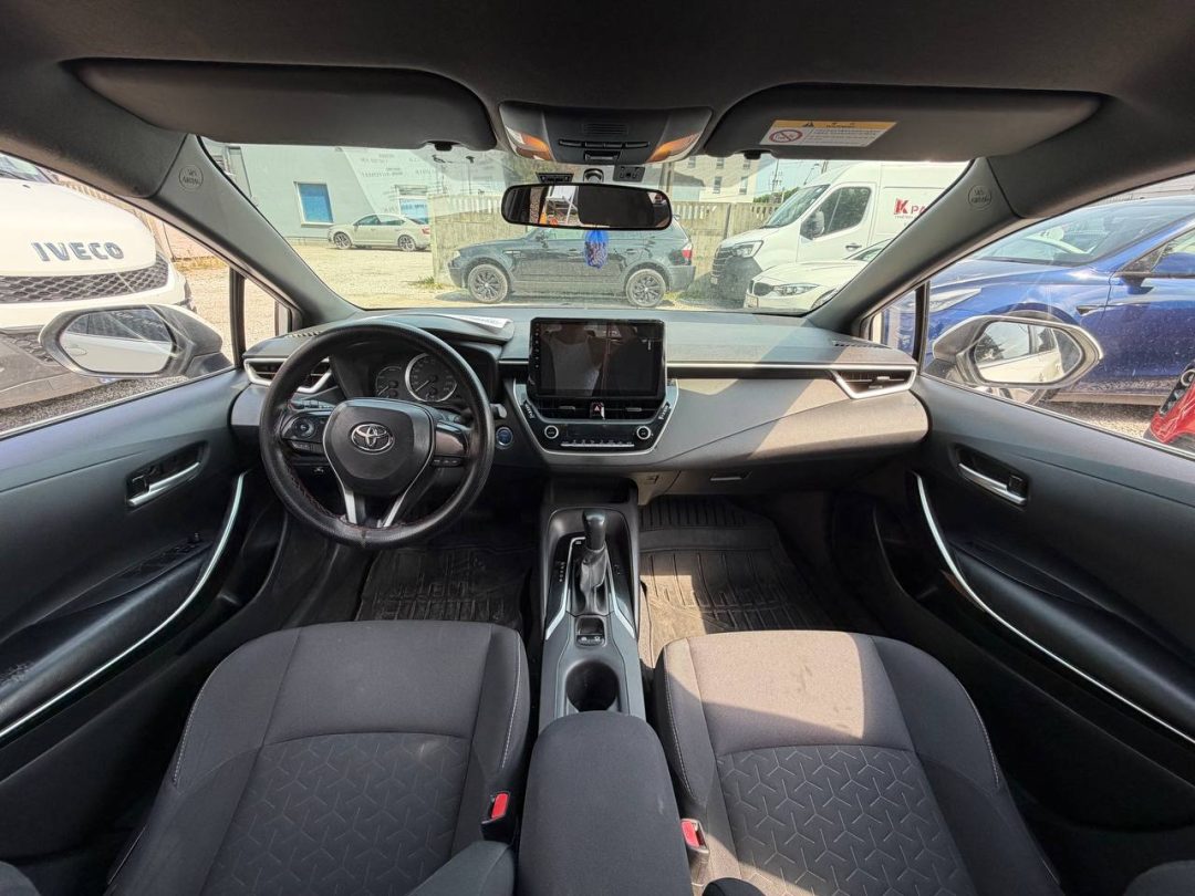 TOYOTA COROLLA 2019