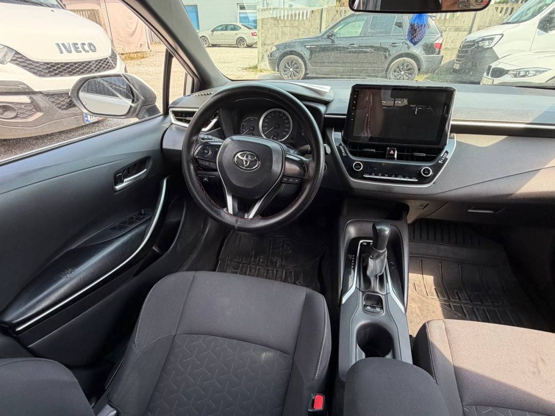 TOYOTA COROLLA 2019