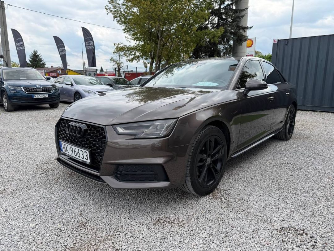 AUDI A4 2017