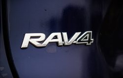 TOYOTA RAV4 2021