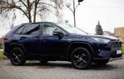 TOYOTA RAV4 2021