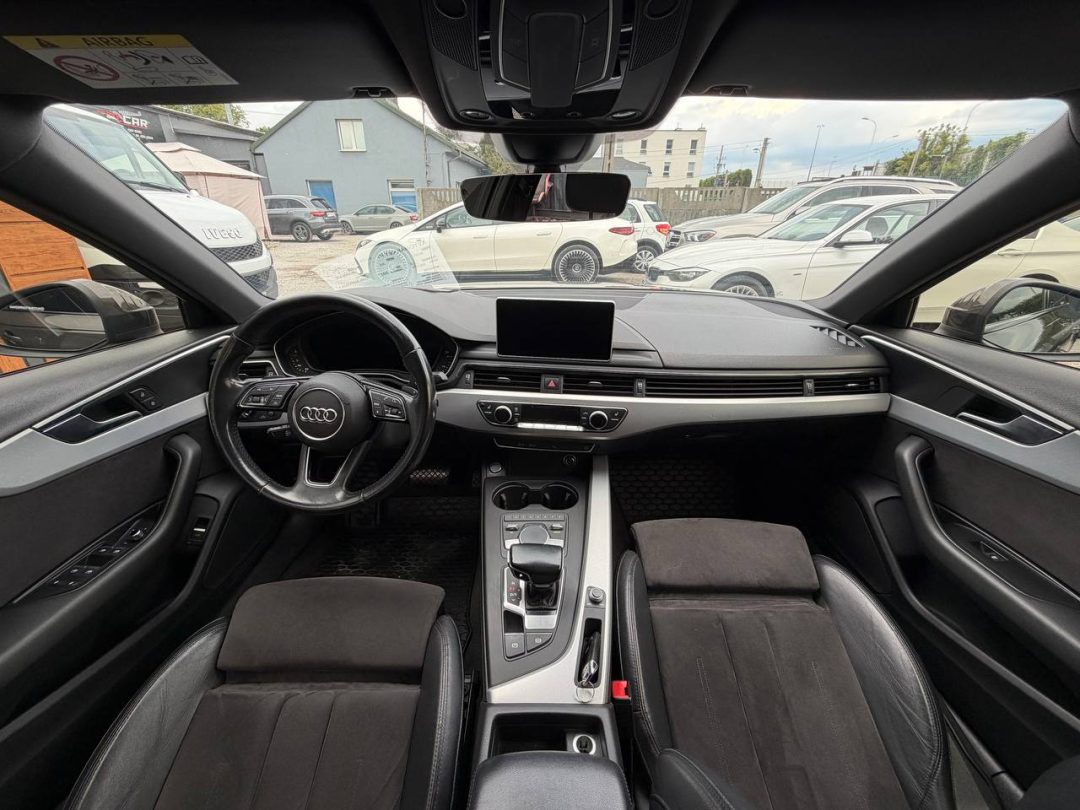 AUDI A4 2017
