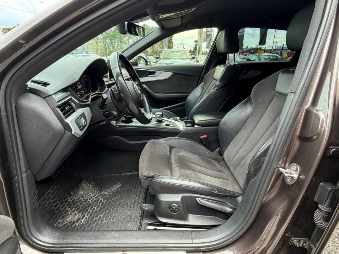 AUDI A4 2017